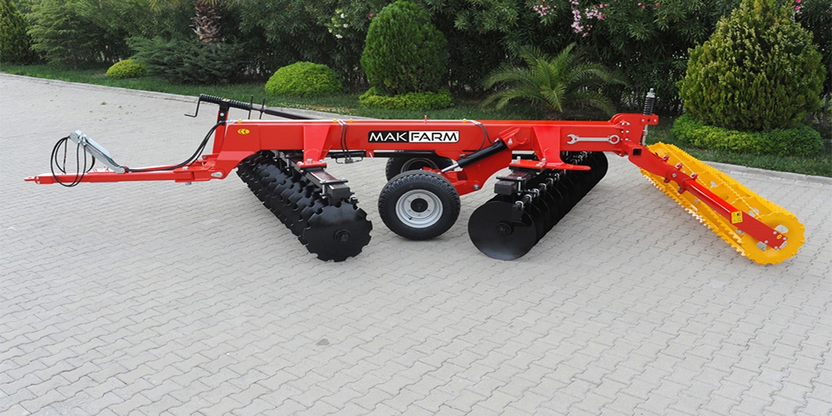  ULTRAMAX - HEAVY DUTY DISC HARROW, OFFSET